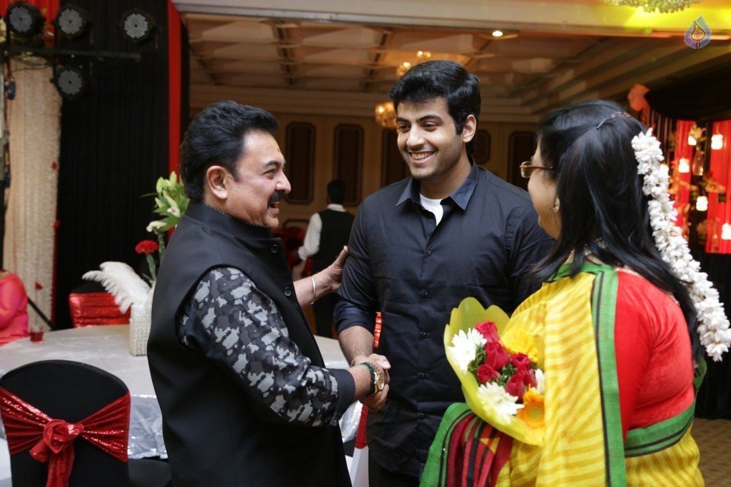 Sripriya and Rajkumar 25th Wedding Anniversary Event 1 - 23 / 84 photos