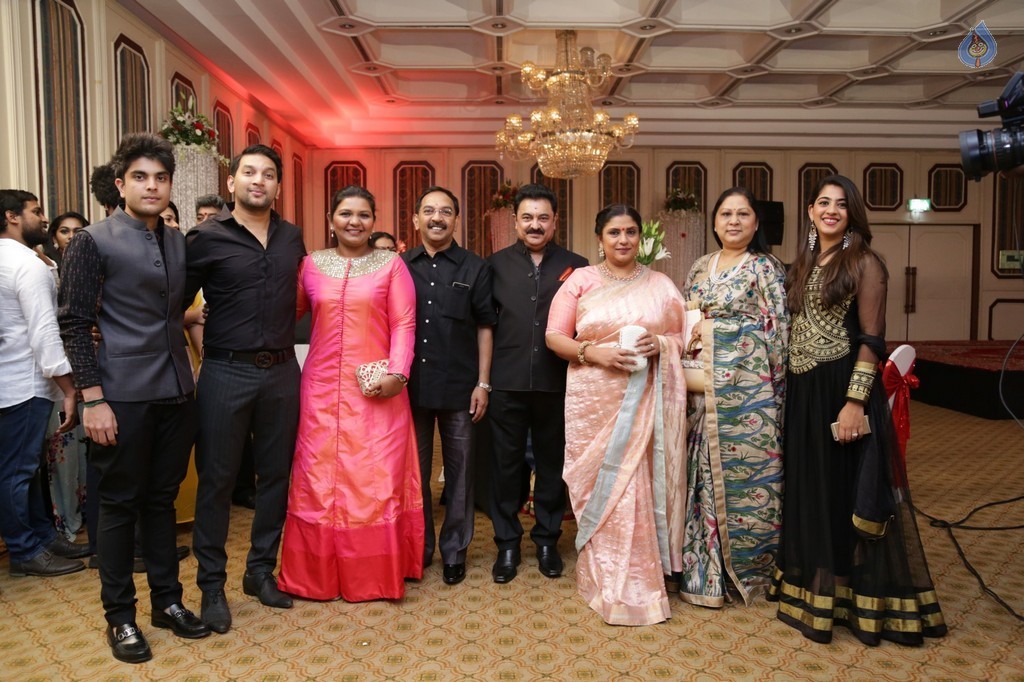 Sripriya and Rajkumar 25th Wedding Anniversary Event 1 - 26 / 84 photos