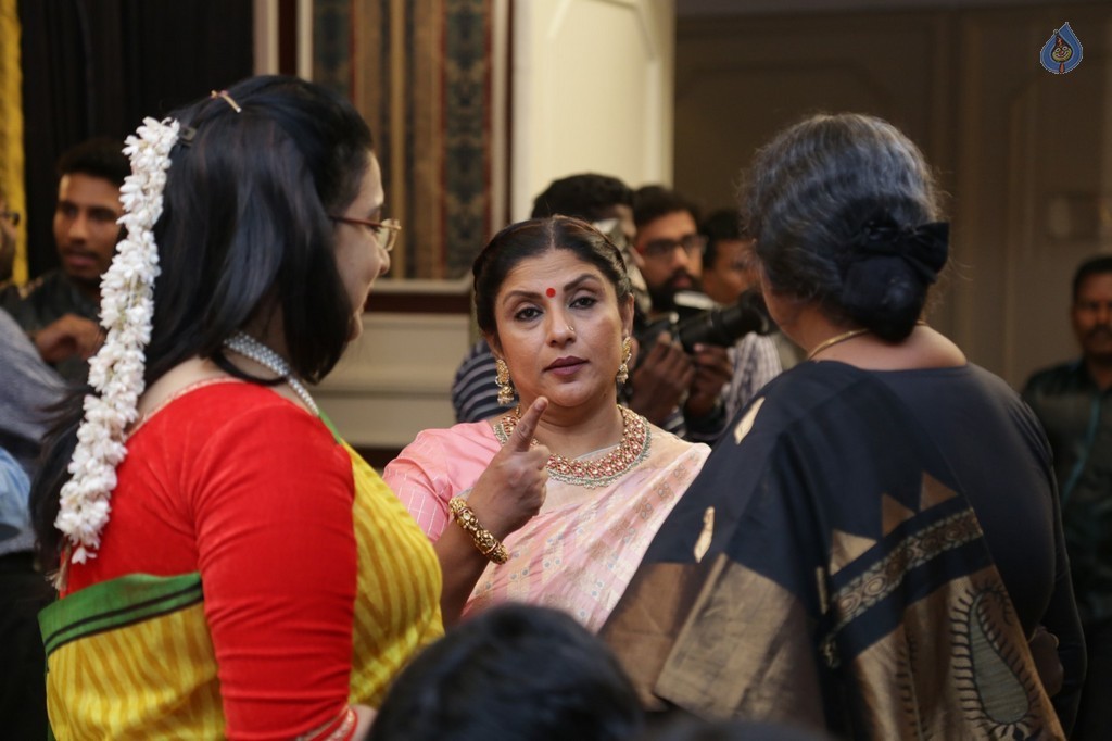 Sripriya and Rajkumar 25th Wedding Anniversary Event 1 - 29 / 84 photos