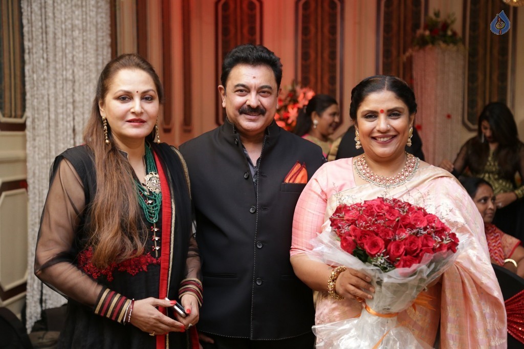 Sripriya and Rajkumar 25th Wedding Anniversary Event 1 - 31 / 84 photos