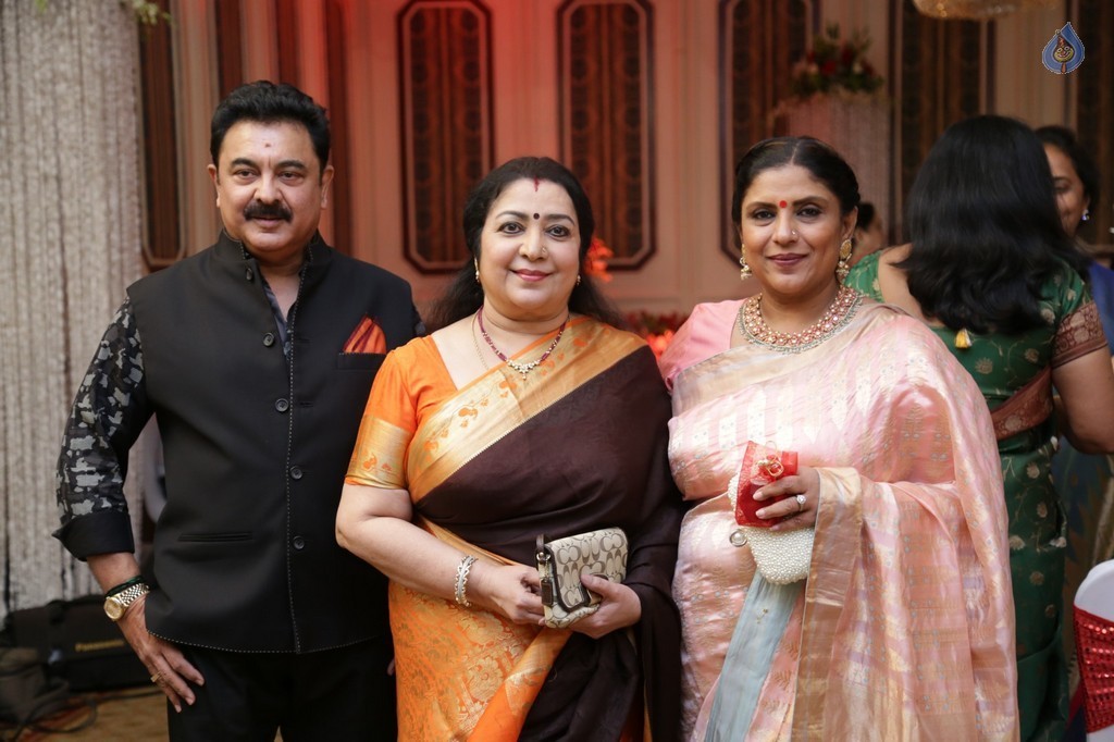 Sripriya and Rajkumar 25th Wedding Anniversary Event 1 - 41 / 84 photos