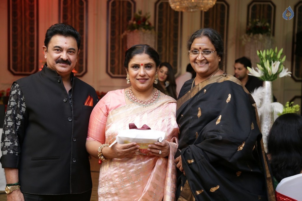 Sripriya and Rajkumar 25th Wedding Anniversary Event 1 - 59 / 84 photos