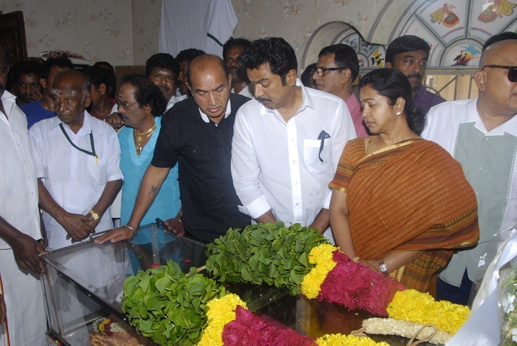 Tamil Director Ramanarayanan Condolences Photos 2 - 24 / 41 photos
