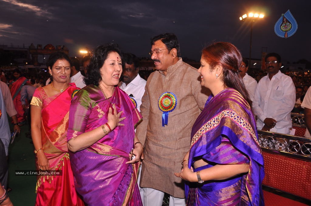 TV Nandi Awards 2011 - 186 / 326 photos