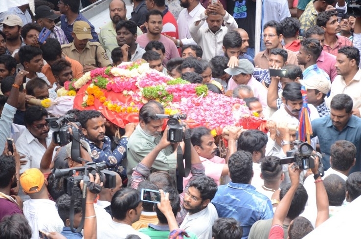 Venu Madhav Anthima Yatra - 12 / 97 photos