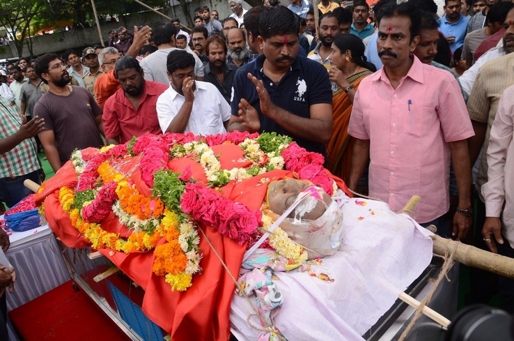 Venu Madhav Anthima Yatra - 43 / 97 photos