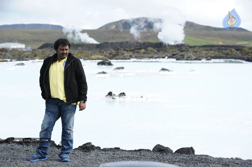 VV Vinayak Stills - 27 / 44 photos