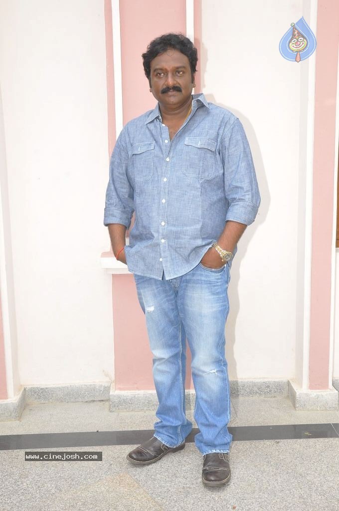 VV Vinayak Stills - 29 / 44 photos