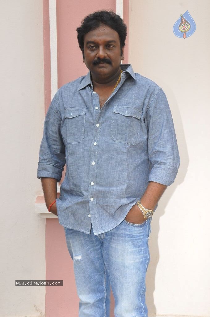 VV Vinayak Stills - 30 / 44 photos