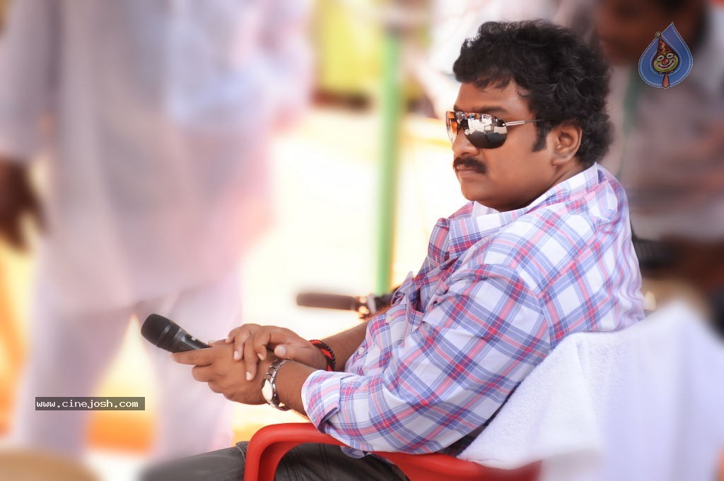 VV Vinayak Stills - 33 / 44 photos