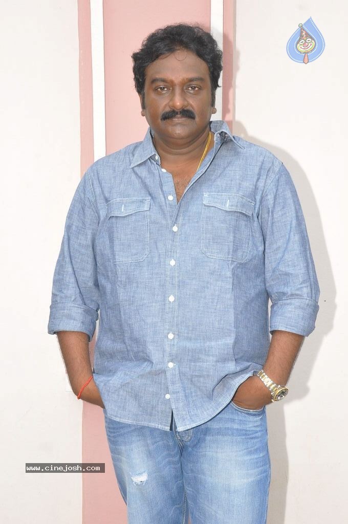 VV Vinayak Stills - 36 / 44 photos