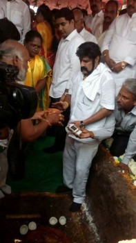 Balakrishna at Nimmakuru - 13 of 15