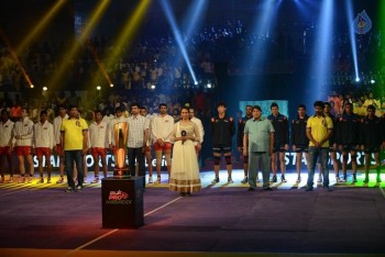 Celebrities at PRO Kabaddi Match - 11 of 48