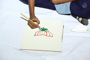 Continental Children Paintathon Event - 4 of 34