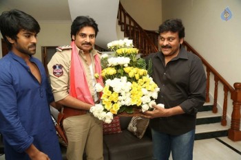 Pawan Kalyan meets Chiranjeevi - 28 of 74