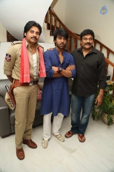 Pawan Kalyan meets Chiranjeevi - 57 of 74