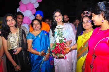 Sreemukhi Launches Manvis Saloon - 12 of 42