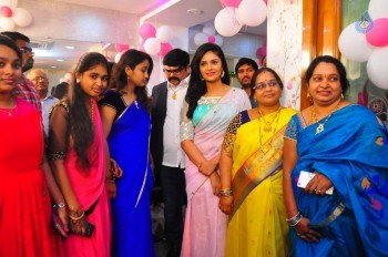 Sreemukhi Launches Manvis Saloon - 13 of 42