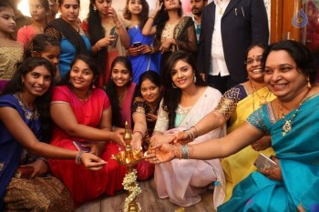 Sreemukhi Launches Manvis Saloon - 25 of 42