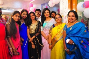 Sreemukhi Launches Manvis Saloon - 39 of 42