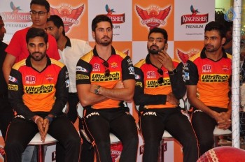 Sunrisers Team at Inorbit Mall - 6 of 28