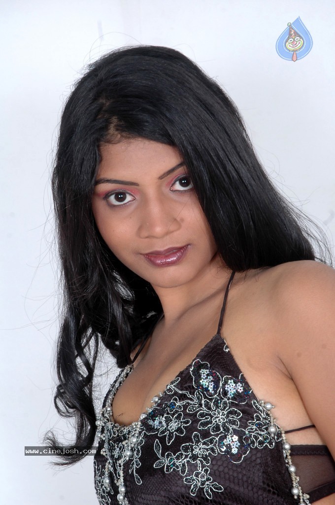 Bindhu Spicy Stills - 25 / 86 photos