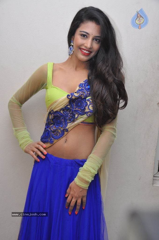 Dhaksha Hot Stills - 27 / 62 photos