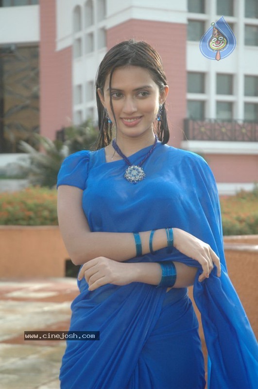 Gowri Pandit Spicy Stills - 62 / 65 photos