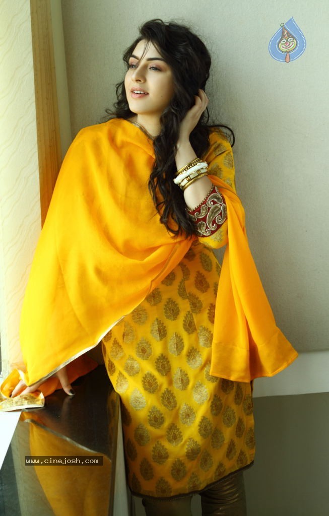 Hansika Latest Stills - 27 / 32 photos