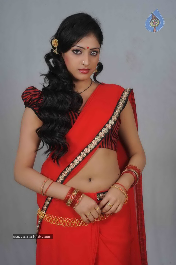 Haripriya Spicy Stills - 27 / 43 photos