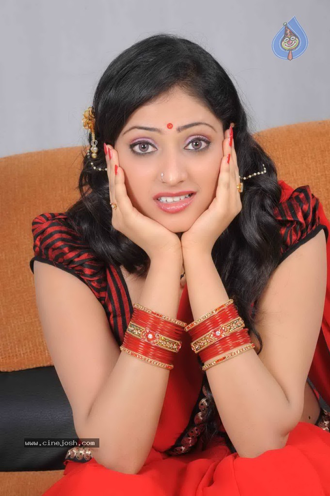 Haripriya Spicy Stills - 40 / 43 photos