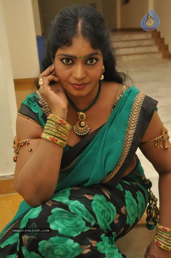 Jayavani Hot Stills - 24 / 59 photos