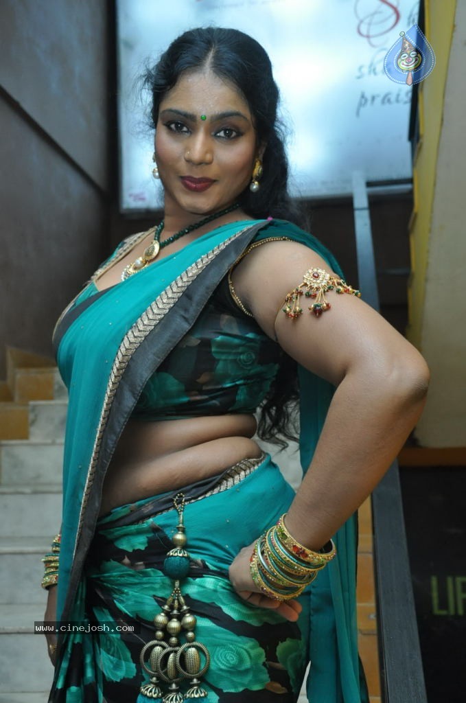 Jayavani Hot Stills - 27 / 59 photos