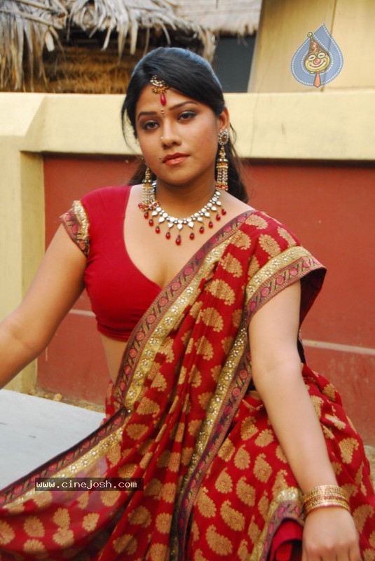 Jyothi Spicy Pics - 8 / 54 photos