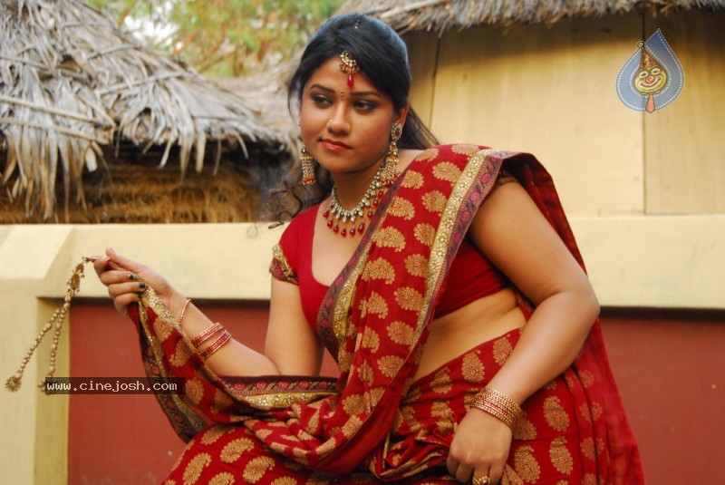 Jyothi Spicy Pics - 26 / 54 photos