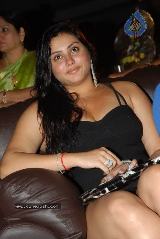 Namitha Spicy Stills - 11 / 88 photos