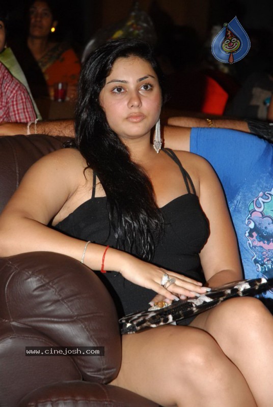 Namitha Spicy Stills - 29 / 88 photos