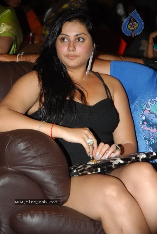 Namitha Spicy Stills - 32 / 88 photos