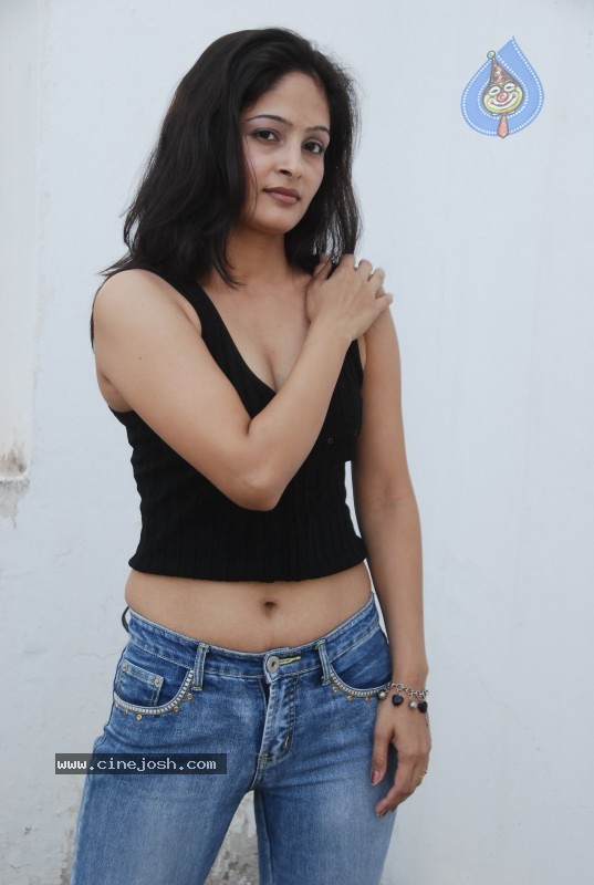 Prasanna Spicy Stills - 20 / 29 photos