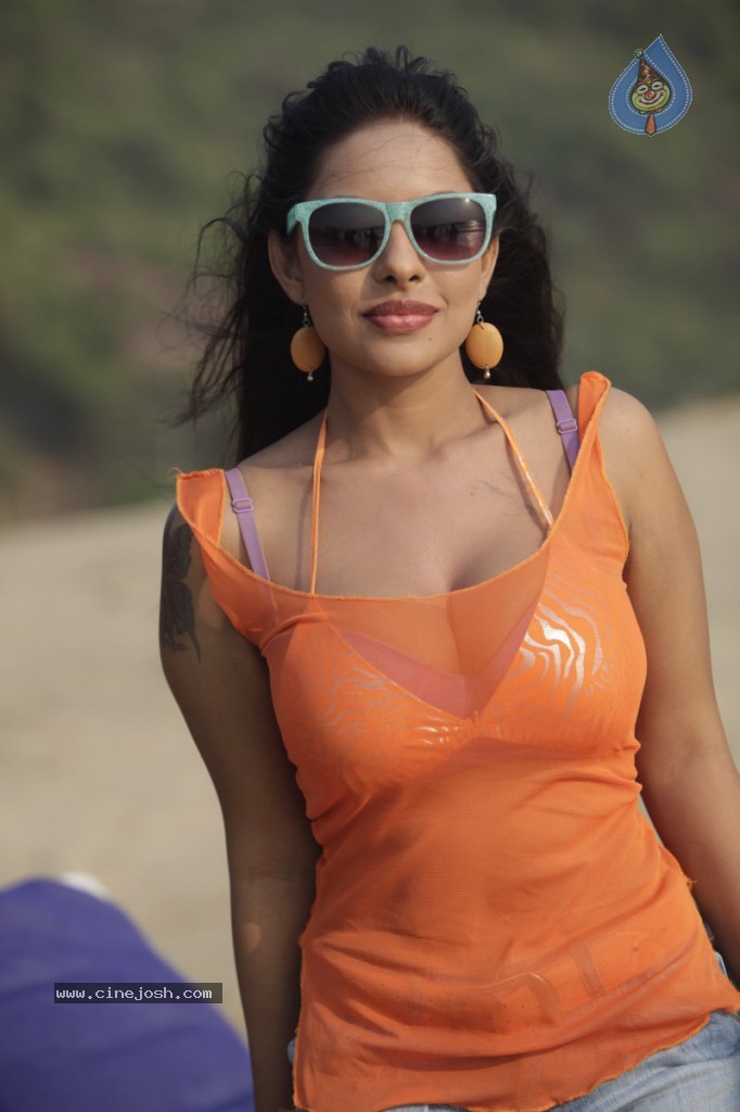 Srilekha Spicy Photos - 56 / 78 photos