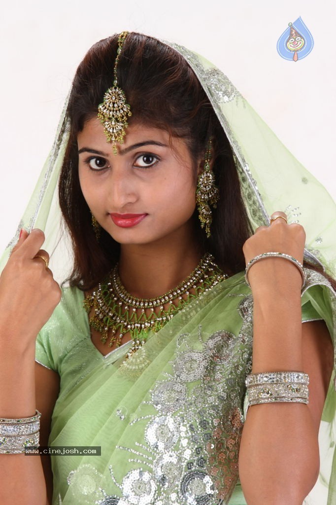 Swapna Hot Stills - 3 / 37 photos