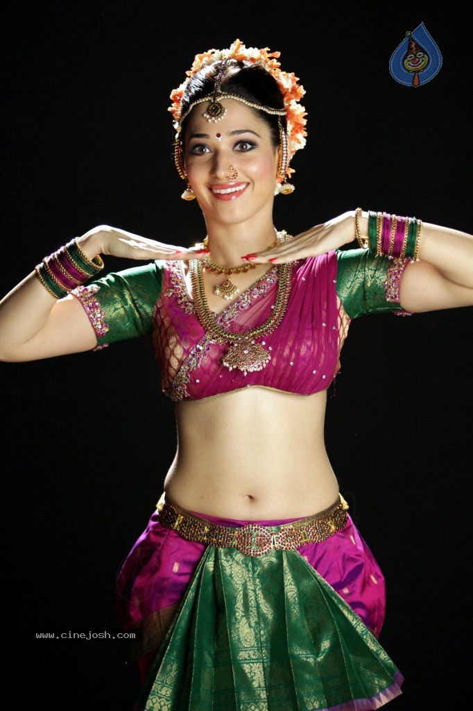 Tamanna New Hot Gallery - 77 / 140 photos