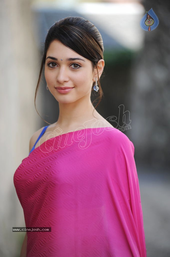 Tamanna Spicy Photos - 75 / 97 photos