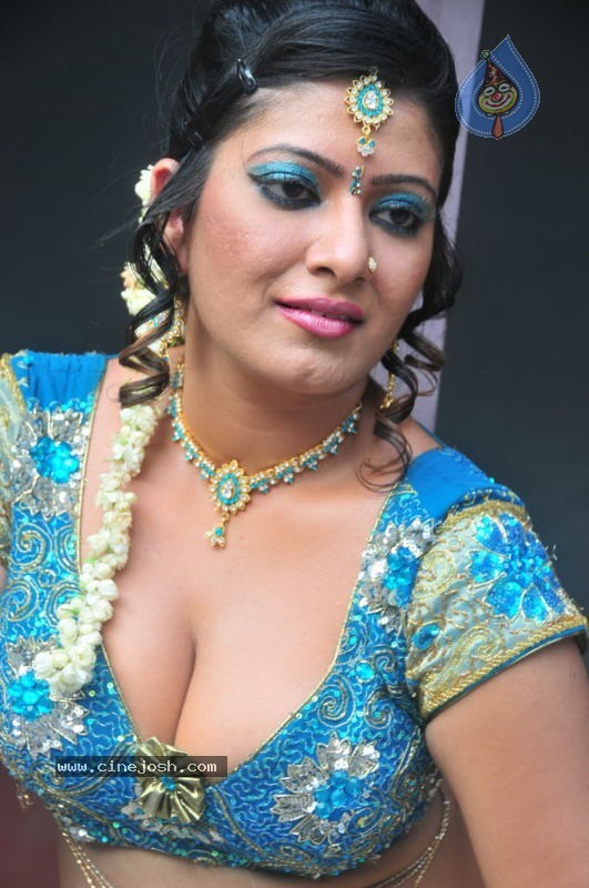 Taslima Sheik Spicy Gallery Photo 19 Of 57