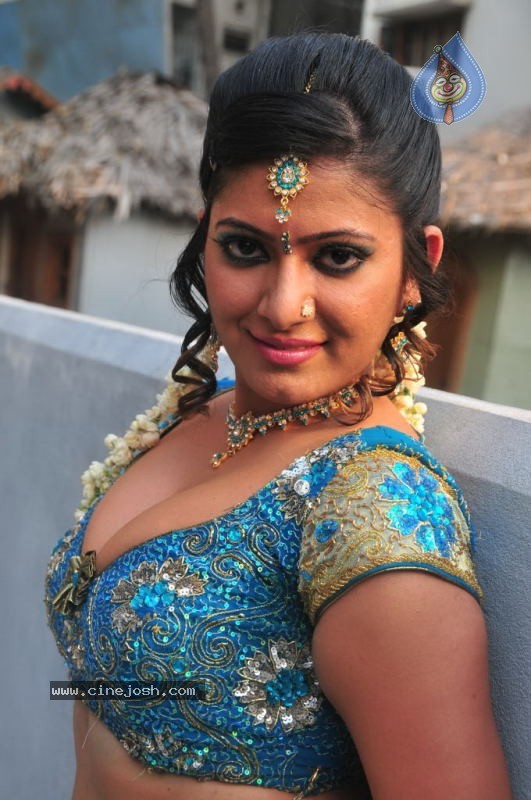 Taslima Sheik Spicy Gallery  - 23 / 57 photos