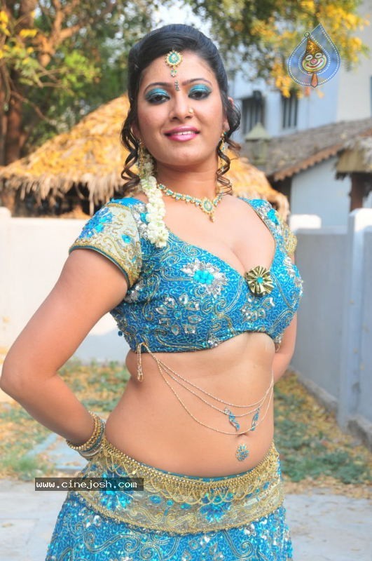 Taslima Sheik Spicy Gallery  - 30 / 57 photos