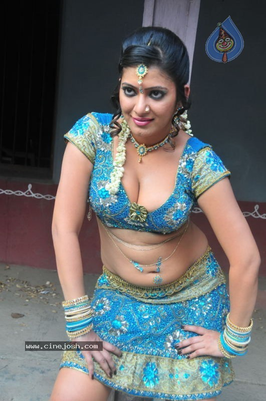 Taslima Sheik Spicy Gallery  - 39 / 57 photos