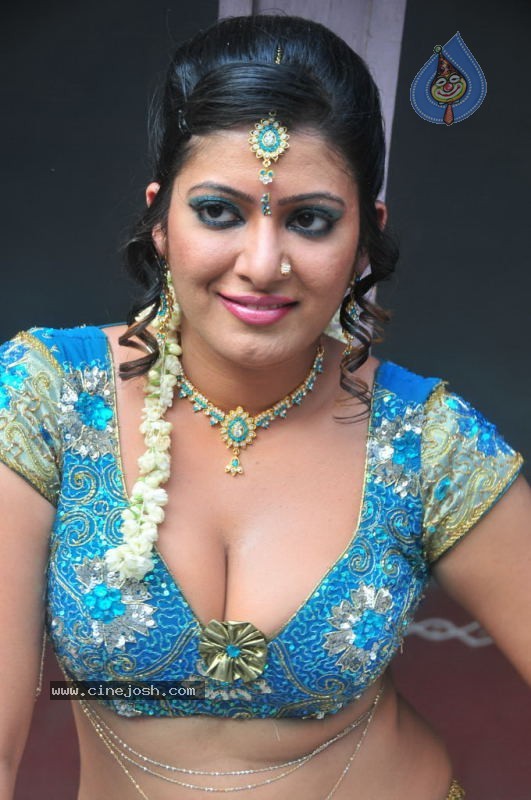 Taslima Sheik Spicy Gallery  - 49 / 57 photos