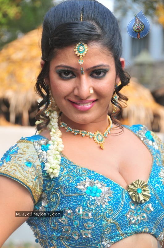 Taslima Sheik Spicy Gallery  - 54 / 57 photos