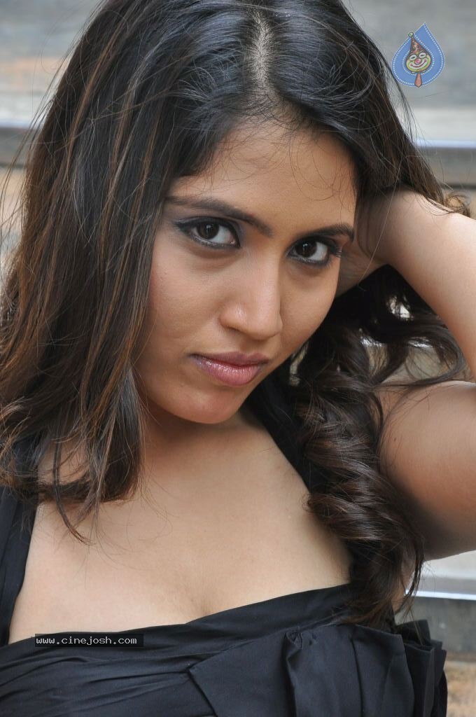 Tripura Hot Stills - 30 / 79 photos